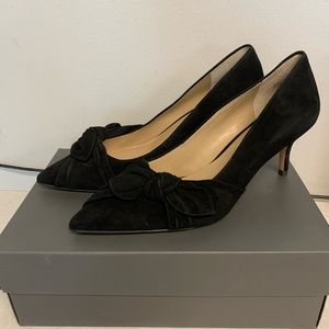 Ann Taylor Teagan Black Suede Pumps
